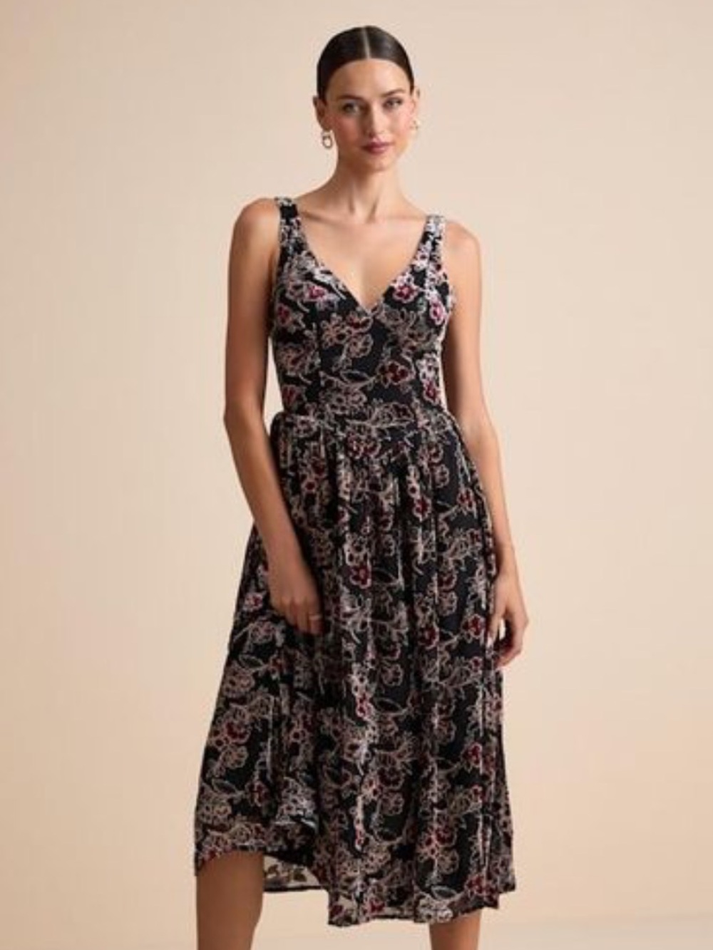 NWT Lulus Priella Black Velvet Burnout Lace-Up Midi Dress